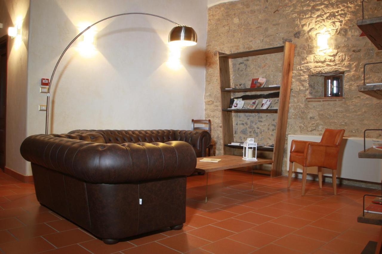 Monastero Di Sant'Erasmo Hotel Veroli Exterior photo